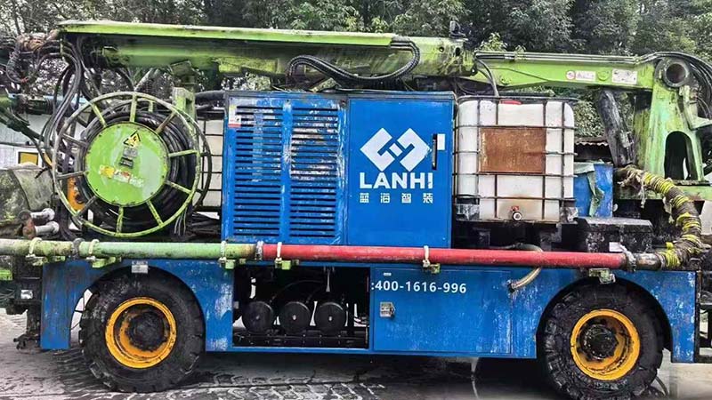 四川出售23年藍(lán)海P40F輪式濕噴機(jī)
